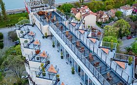 Rovno Hotel